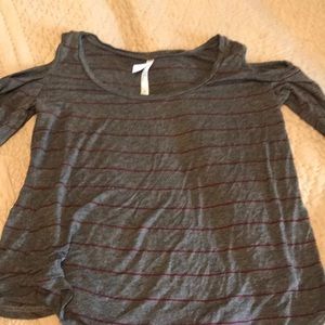 Grey and maroon striped cold shoulder top!